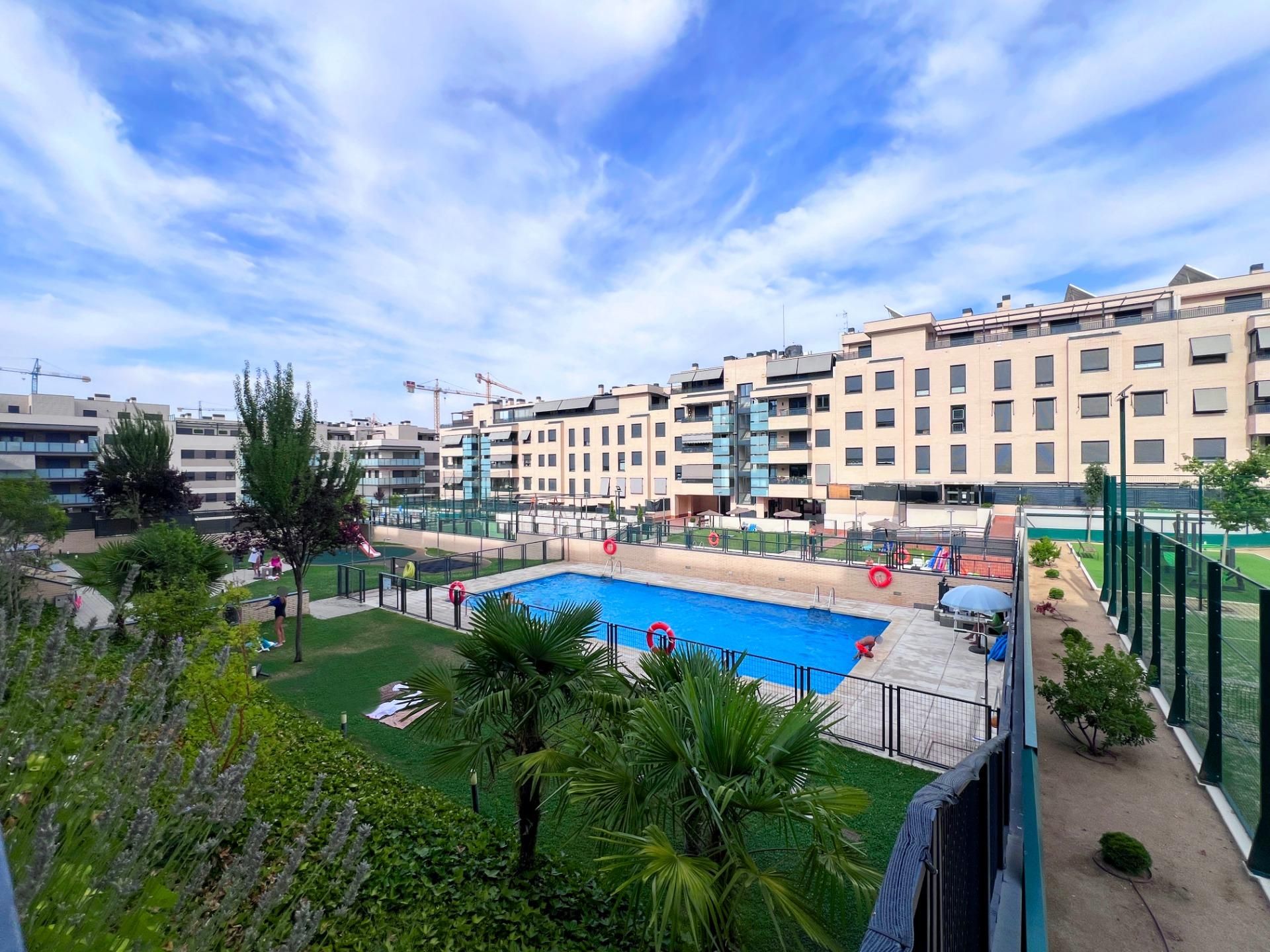 Swimming pool of Flat for sale in Valdemoro  with Heating, Terrace and Storage room