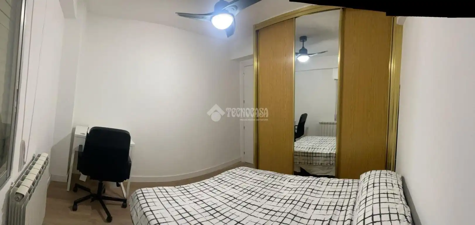 Bedroom of Flat for rent in Getafe  with Air Conditioner and Heating