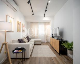 Living room of Flat to rent in  Valencia Capital  with Air Conditioner, Heating and Furnished