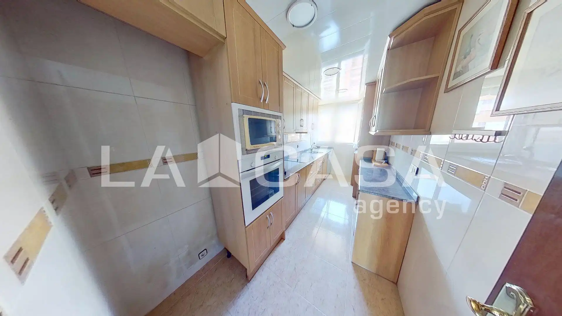 Appartamento con terrazza in vendita a Carrer de Torà, imagen 7