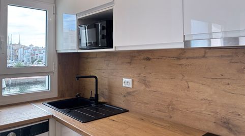 Foto 5 de Casa adosada en venta en Salins - Cavall de Mar, Empuriabrava