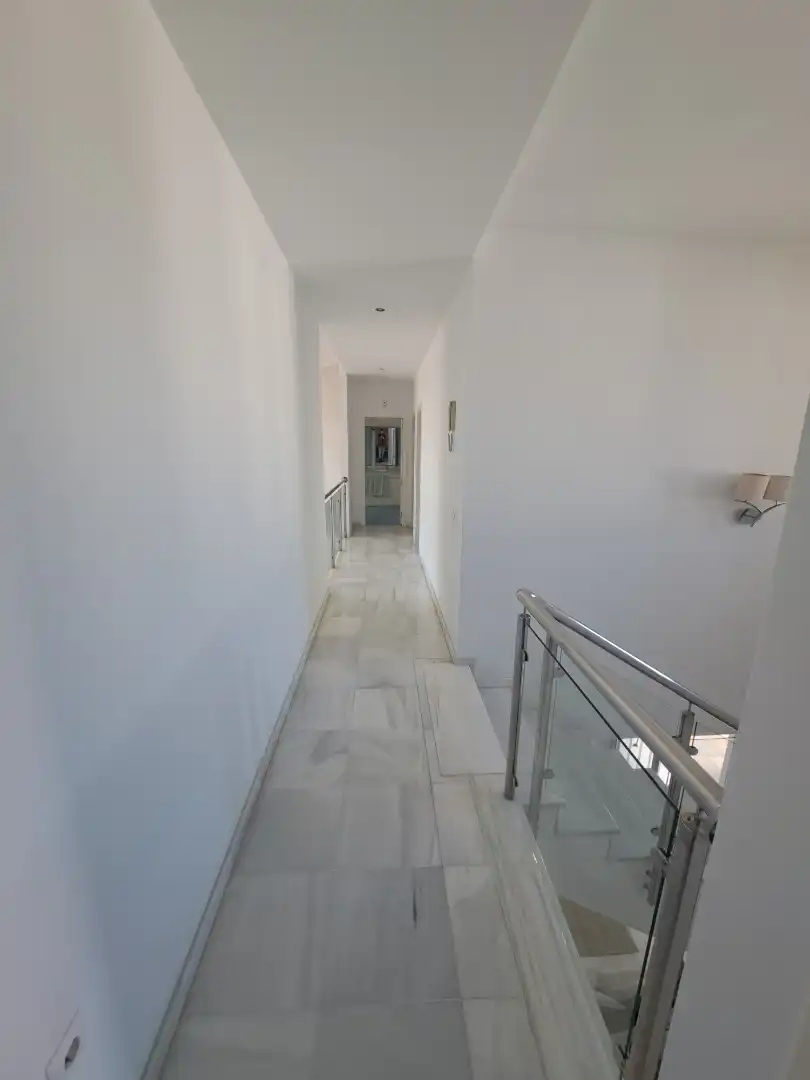 Casa o xalet en venda en Dos Hermanas amb Aire condicionat, Jardí privat i Terrassa