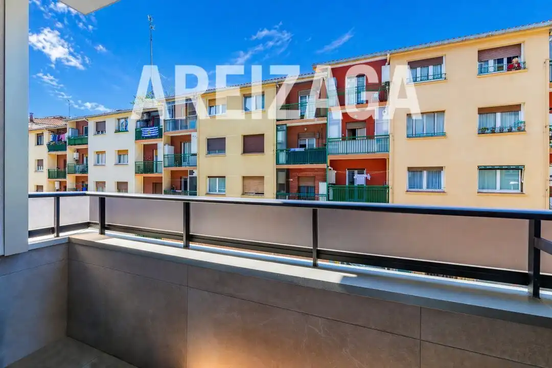 Exterior view of Flat for sale in Donostia - San Sebastián   with Heating, Furnished and Balcony