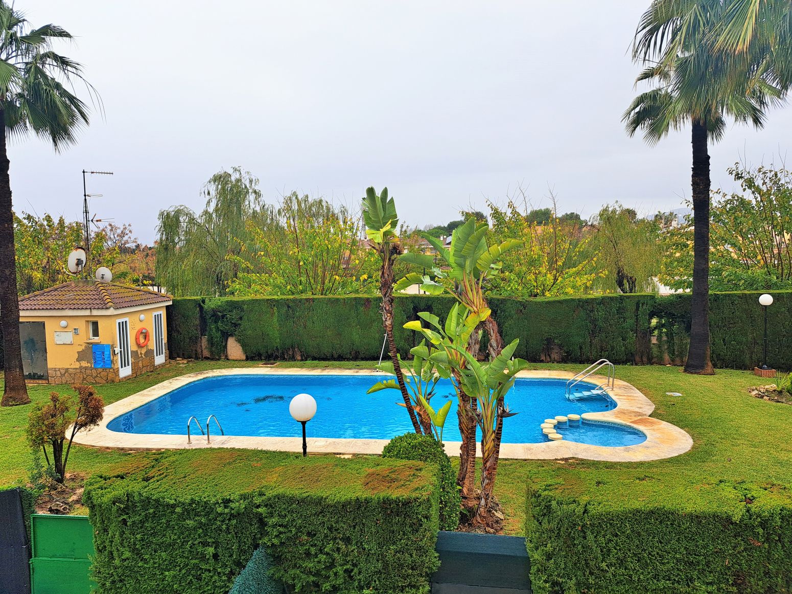 Swimming pool of House or chalet for sale in Daimús  with Air Conditioner, Heating and Terrace