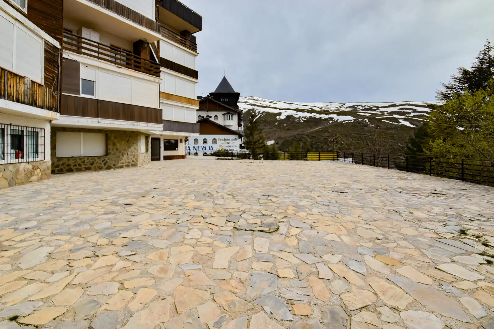 Vista exterior de Piso en venta en Sierra Nevada con Calefacción, Terraza y Amueblado