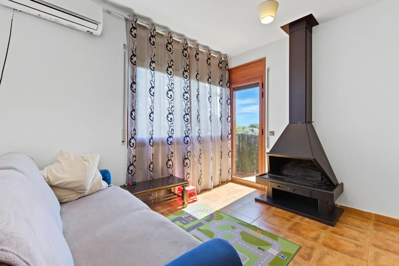 Habitación de Casa o chalet en venta en Cànoves I Samalús con Aire acondicionado, Calefacción y Jardín privado