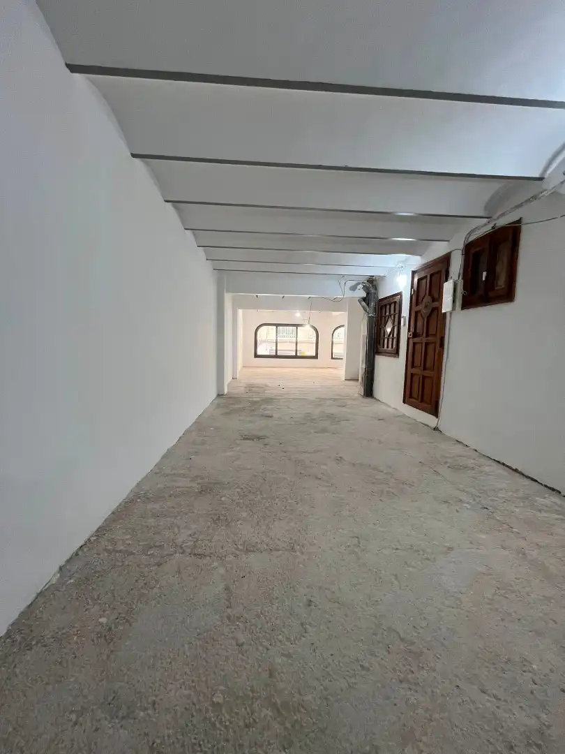 Local comercial en alquiler en Carrer de Sèneca, imagen 5