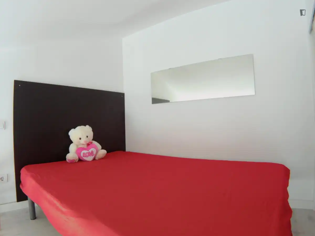 Estudio de alquiler en Valdeacederas