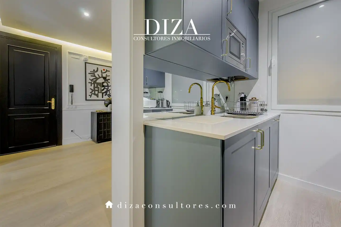 Kitchen of Apartments for sale in Madrid  with Air Conditioner and Heating