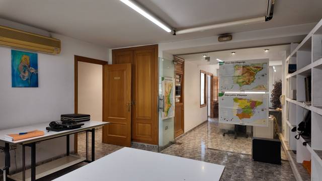 Local comercial en Venta en Carrer de Carcaixent en Zona Avenida del Mar