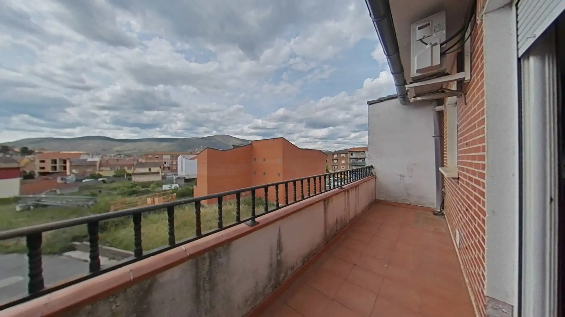 Terrassa de Apartament en venda en El Tiemblo  amb Calefacció i Balcó