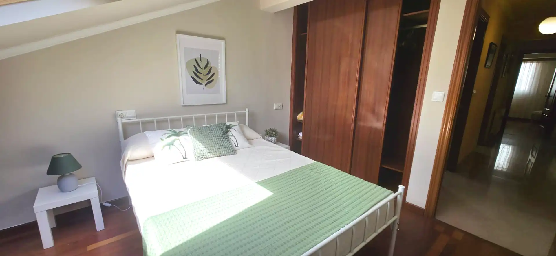 Bedroom of Attic for rent in Ferrol  with Air Conditioner, Heating and Furnished