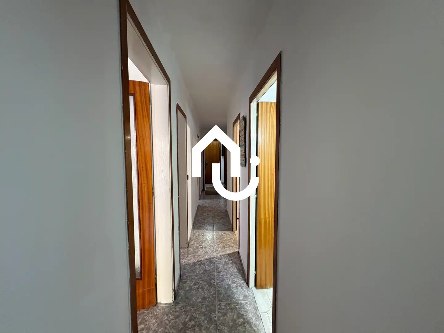 Piso en venta en Santa Coloma de Gramenet con Balcón