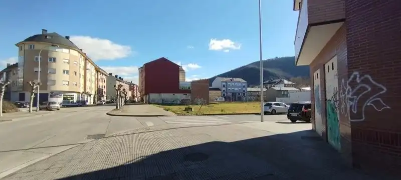 Terreni e lotti in vendita a Flores de Sil - La Placa, imagen 3
