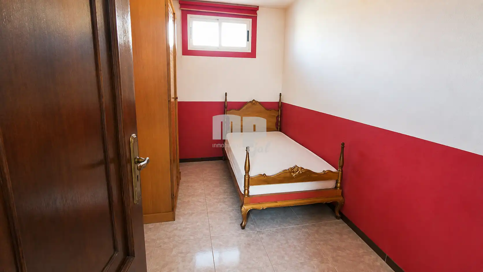 Dormitori de Casa adosada en venda en Fornelos de Montes