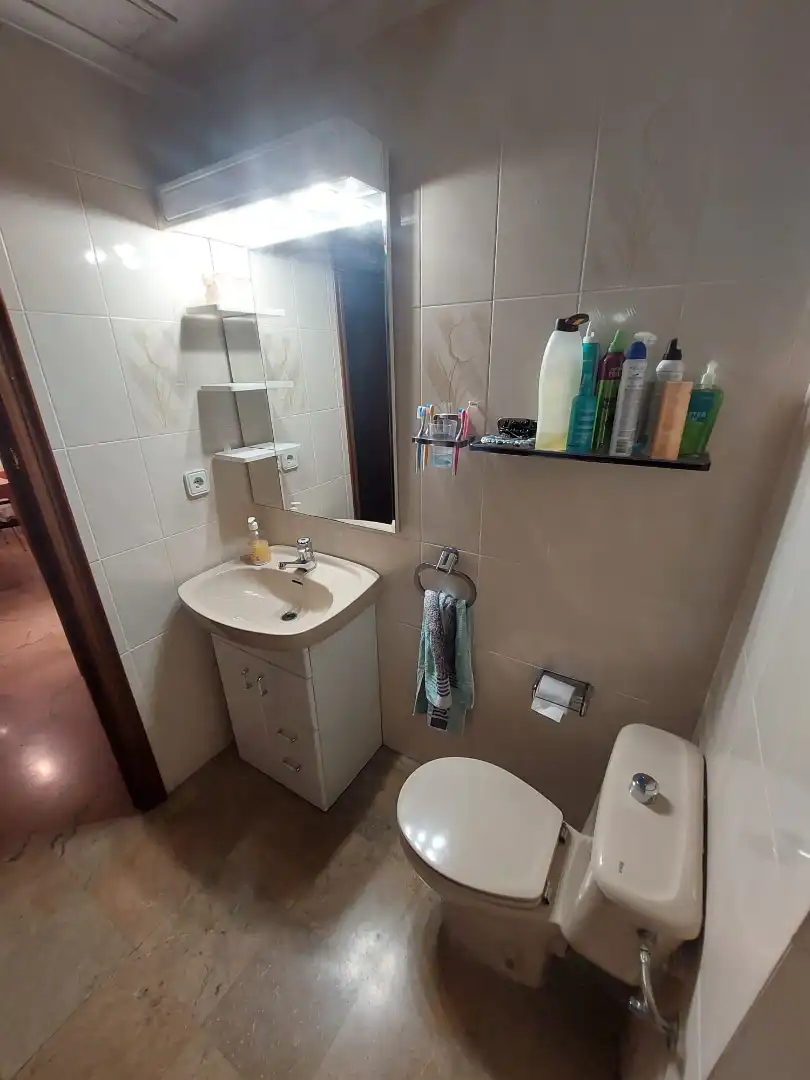 Baño de Piso en venta en Salou con Aire acondicionado, Terraza y Amueblado