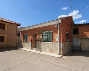 Vista exterior de Casa o xalet en venda en Manganeses de la Polvorosa