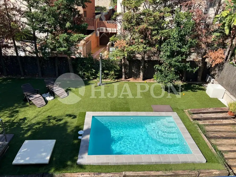Piscina de Casa o chalet en venta en Alella con Aire acondicionado, Jardín privado y Terraza