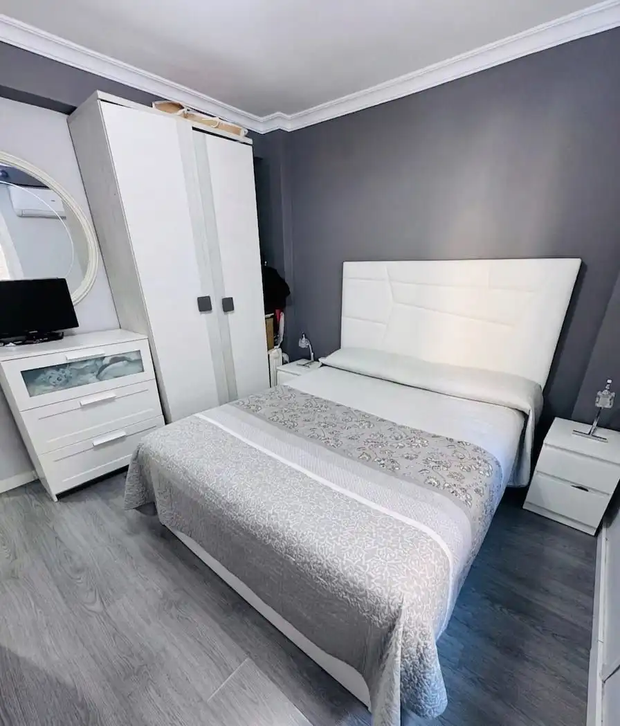 Habitación de Piso en venta en Málaga con Aire acondicionado, Calefacción y Terraza