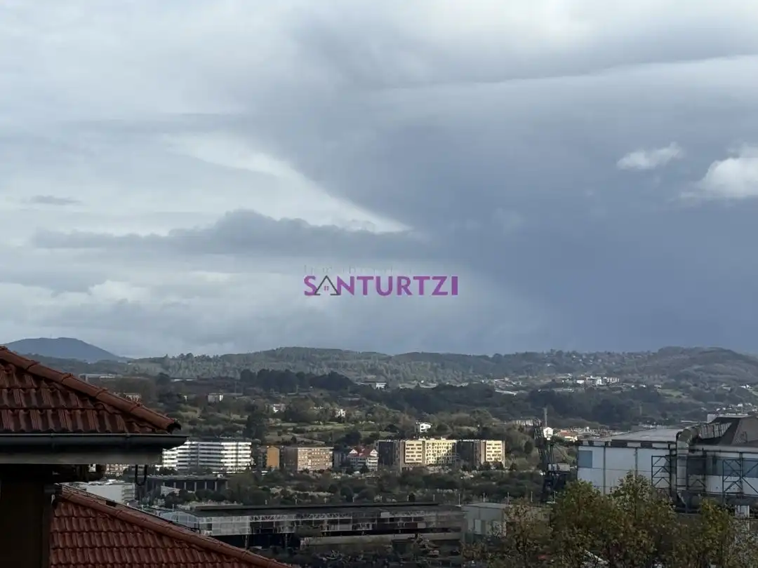 Piso en venta en Portugalete con Calefacción