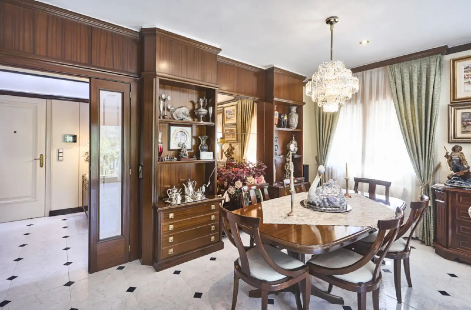 Comedor de Casa o chalet en venta en Monistrol de Montserrat con Aire acondicionado, Calefacción y Jardín privado