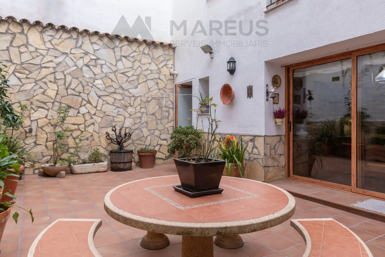 Terraza de Casa adosada en venta en Torrelavit con Calefacción