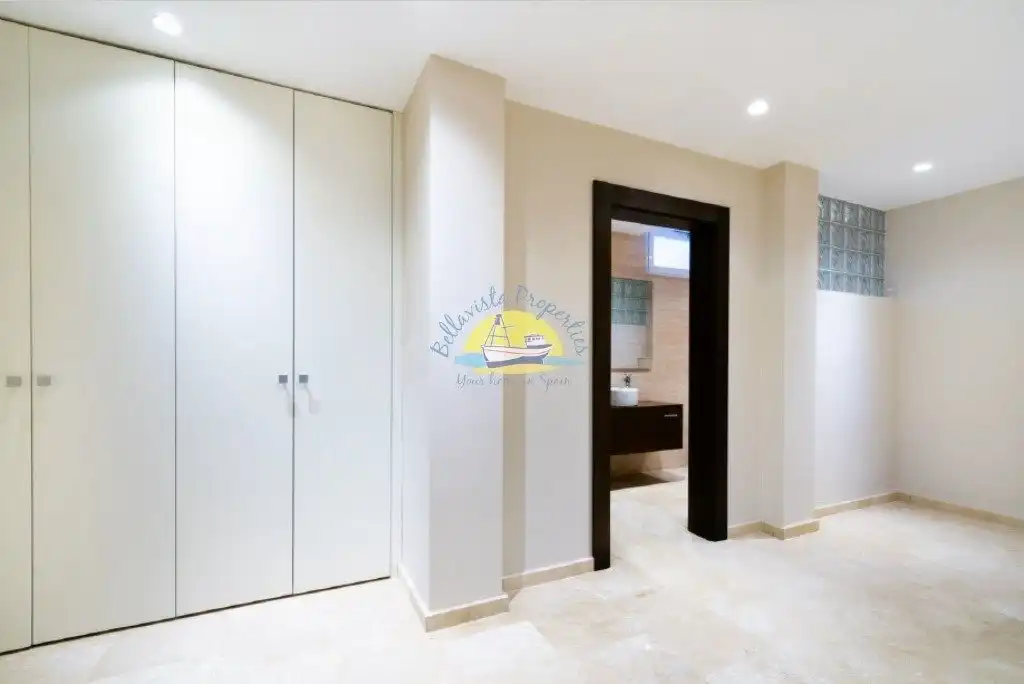 Casa o chalet en venta en L'Alfàs del Pi con Aire acondicionado, Jardín privado y Terraza