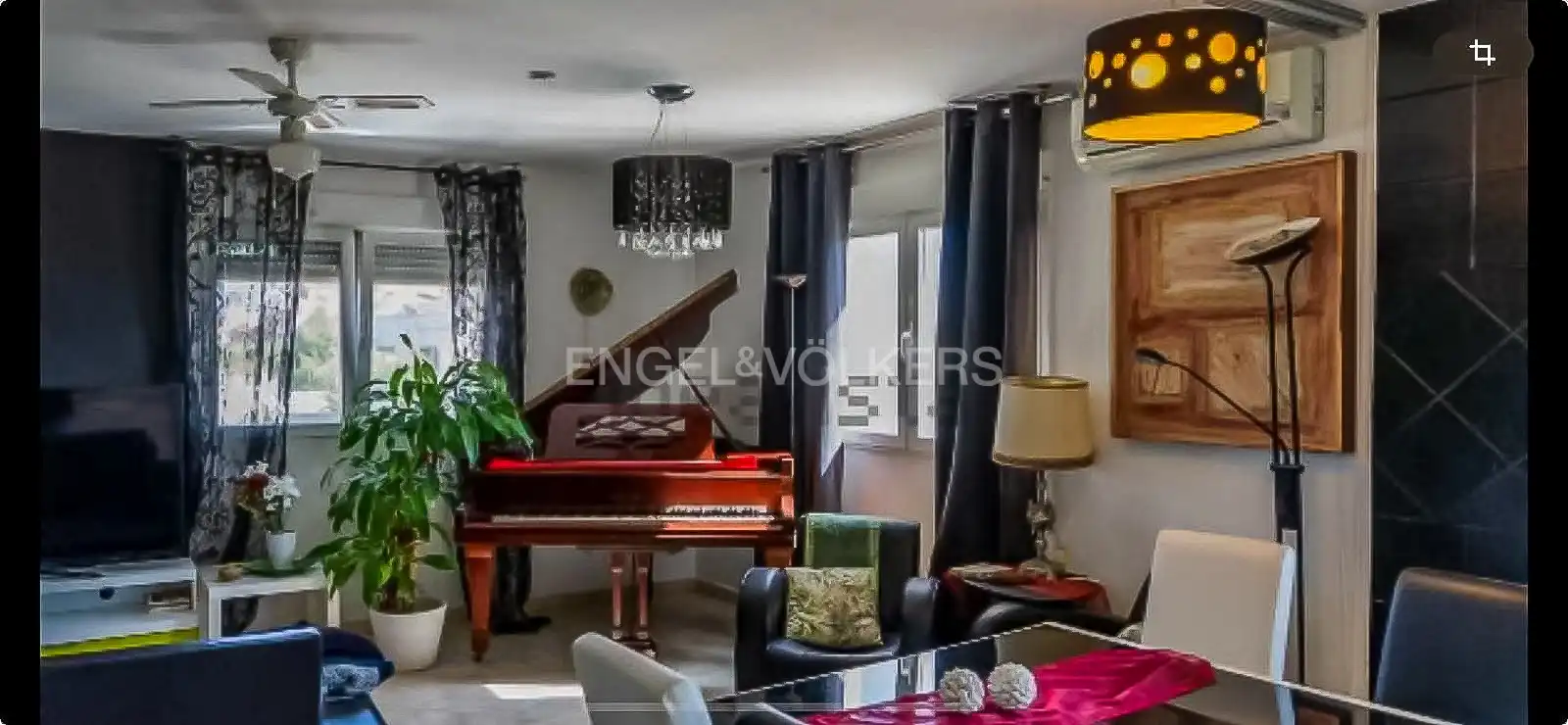 Wohnzimmer von Country house zum Verkauf in Cabanillas del Campo mit Klimaanlage, Heizung und Privatgarten