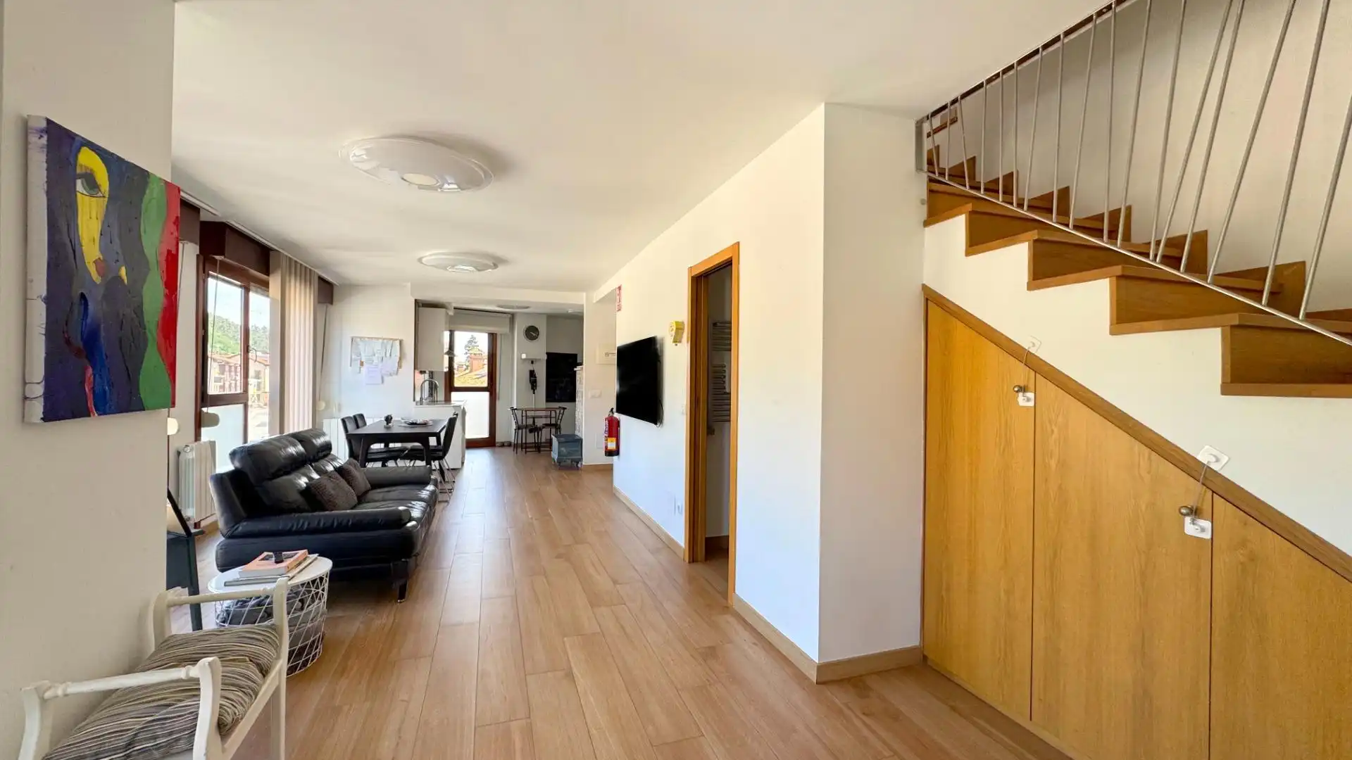 Sala de estar de Dúplex en venta en Cartes con Calefacción, Trastero y Amueblado
