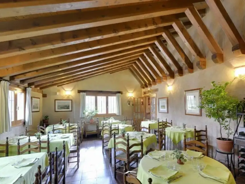 Local en venta en Collado Hermoso con Aire acondicionado, Calefacción y Terraza