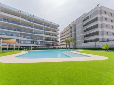 Penthouse mit Pool zum Verkauf in Santa Pola ciudad