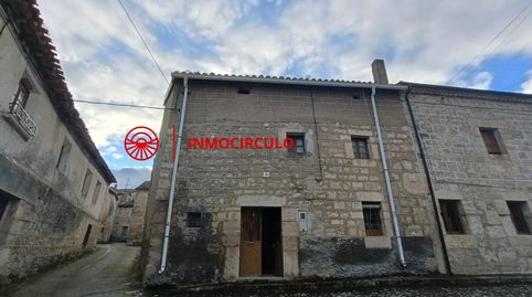 Foto 2 de Casa adosada en venta en Plaza Plaza, Iglesias, Burgos