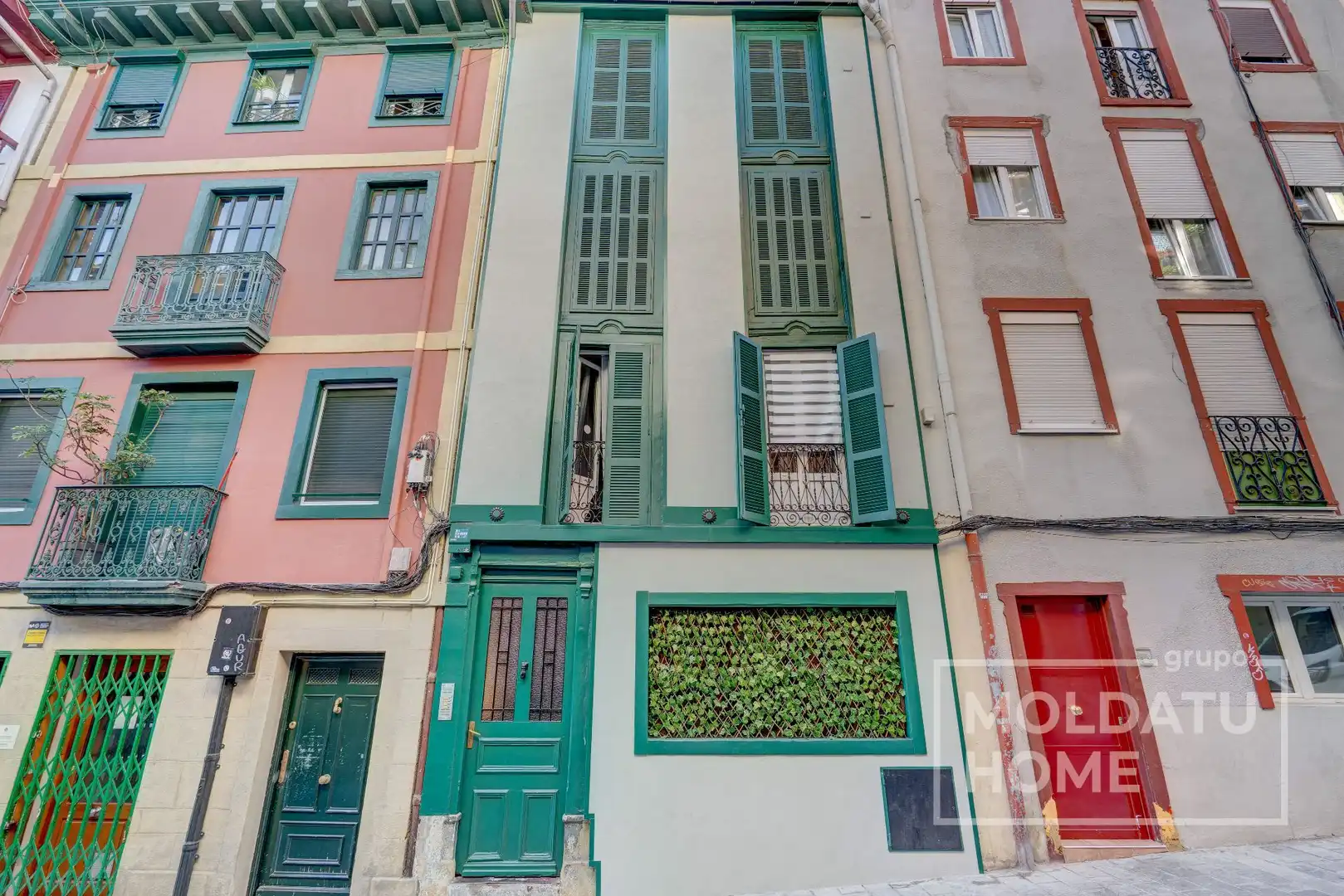 Vista exterior de Piso en venta en Centro - Mendibil - Santiago