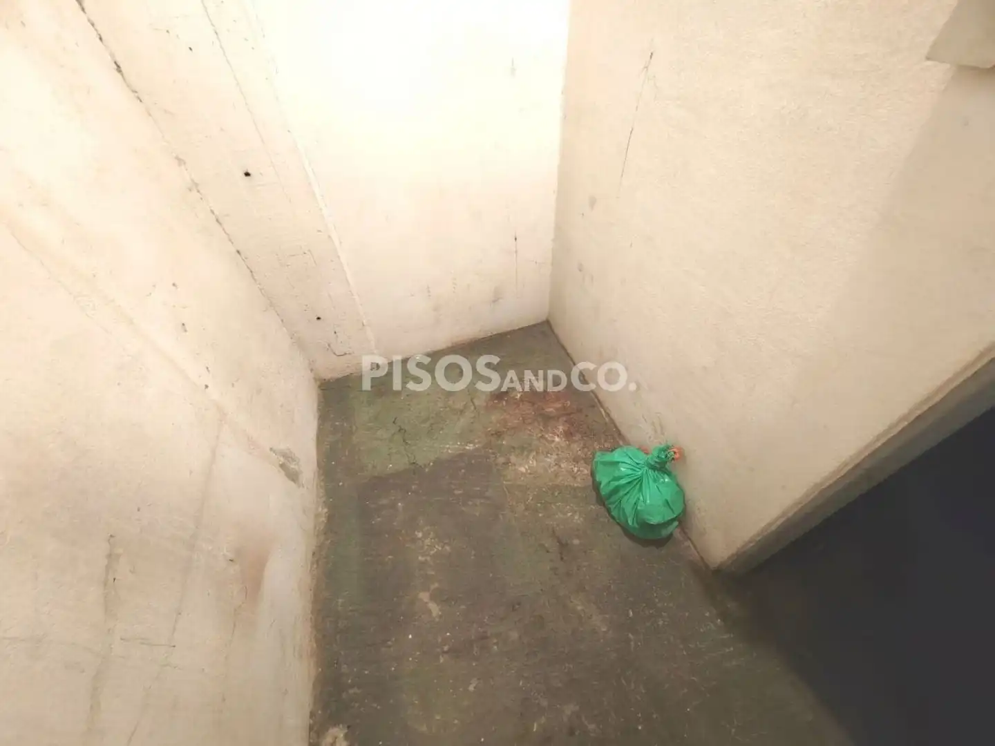 Piso en venta en A Coruña Capital  con Calefacción y Trastero