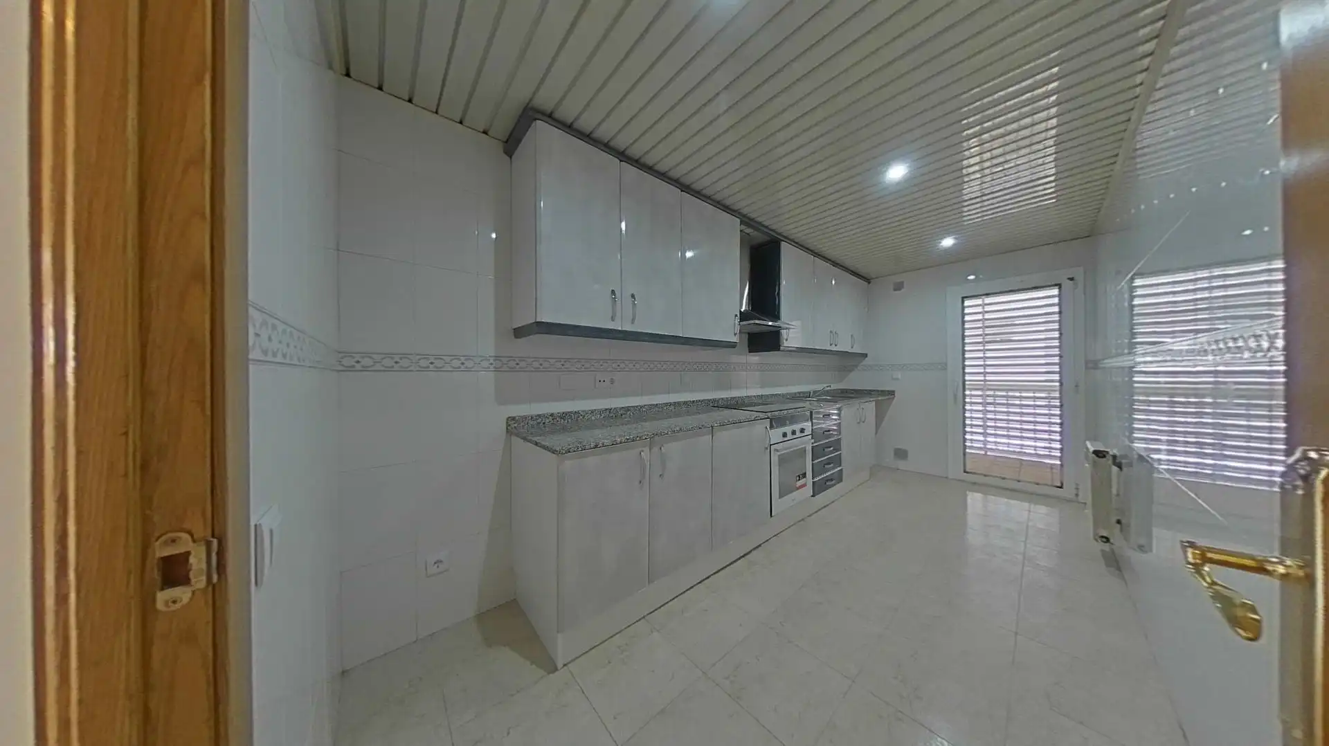 Kitchen of Flat for sale in Terrassa  with Heating