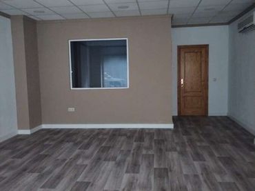 Local comercial en venda a Bailén