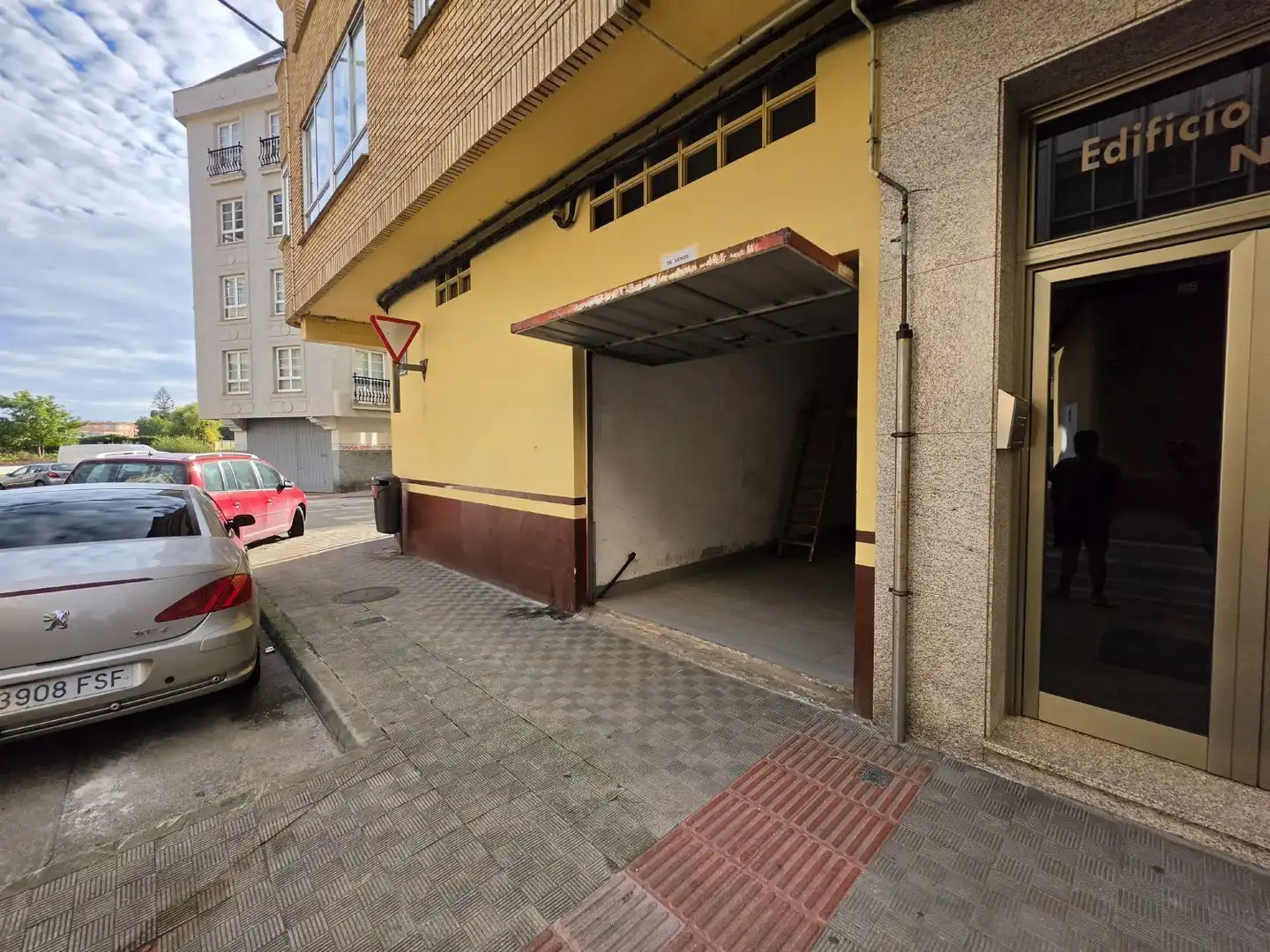 Parking de Local en venta en Ferrol