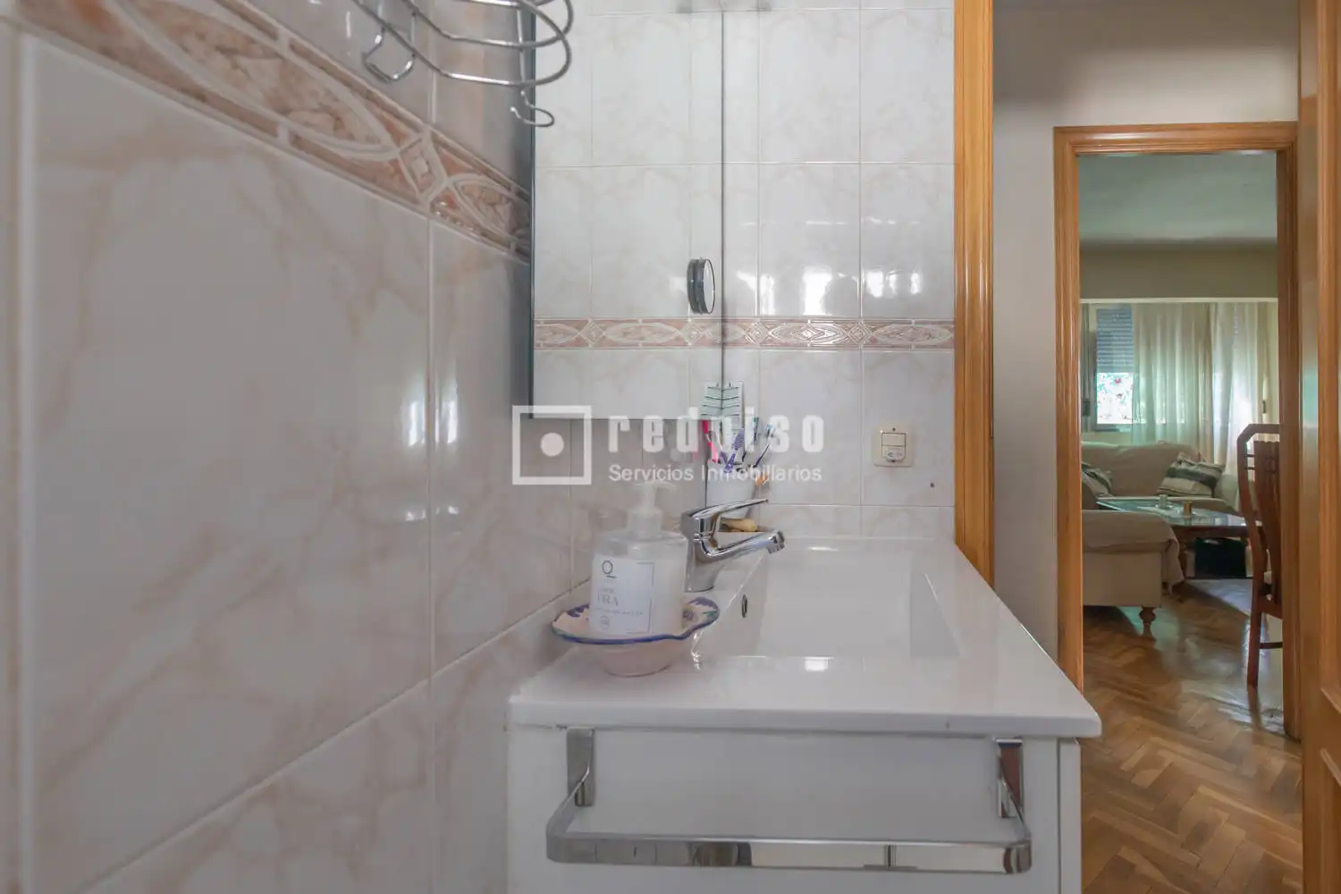 Baño de Piso en venta en Madrid con Aire acondicionado, Calefacción y Amueblado
