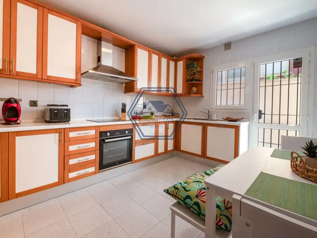 Villa con piscina in vendita a Calle Juan De Coca-Bello Horizo, imagen 12