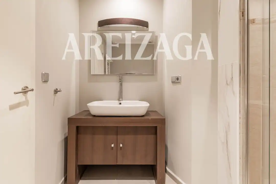 Piso con terraza en venta en Calle Padre Larroca 1, imagen 30