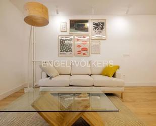 Living room of Apartment to rent in  Madrid Capital  with Air Conditioner, Heating and Furnished