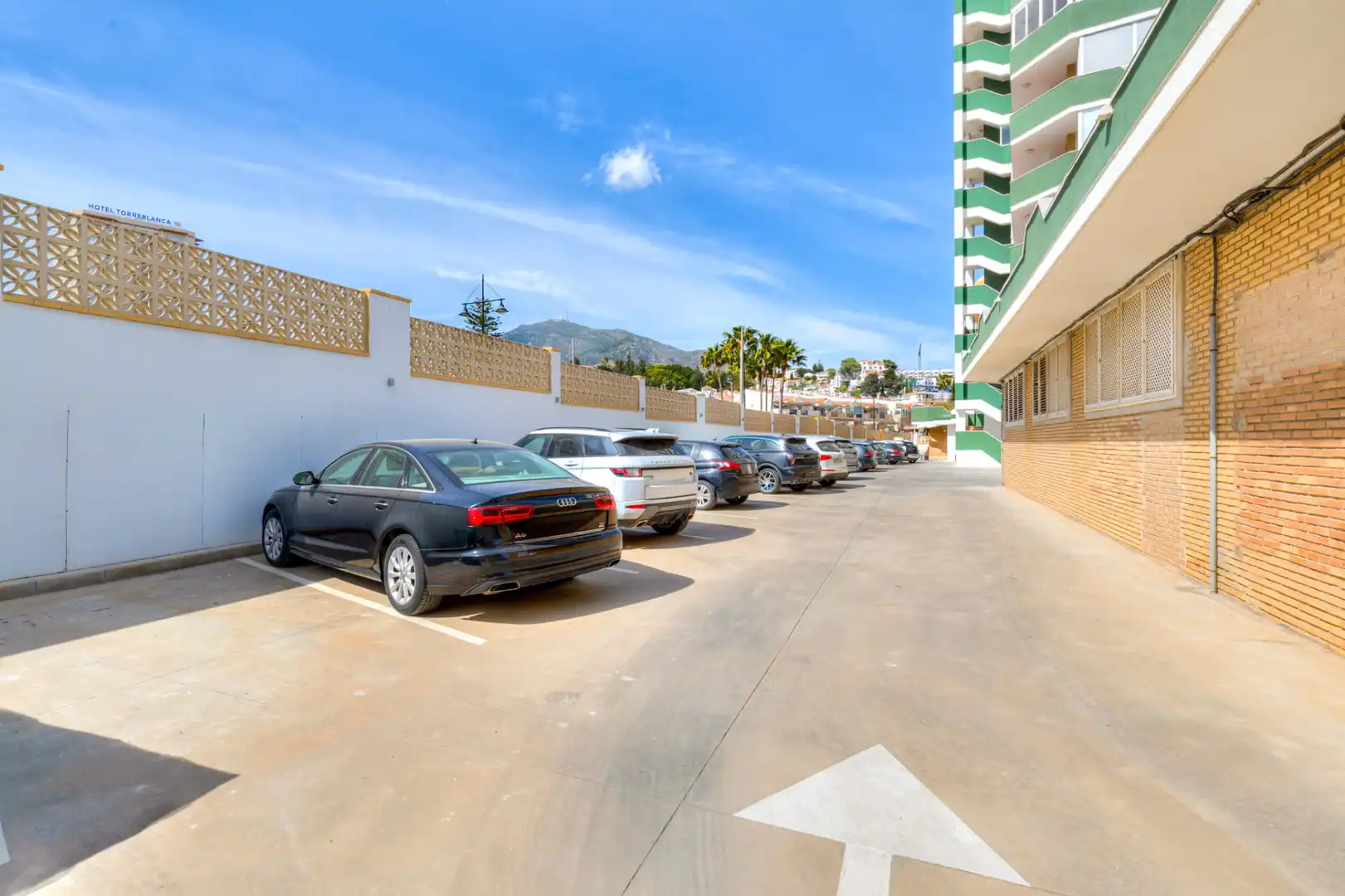 Parking of Apartments for sale in Fuengirola  with Terrace, Furnished and Internet