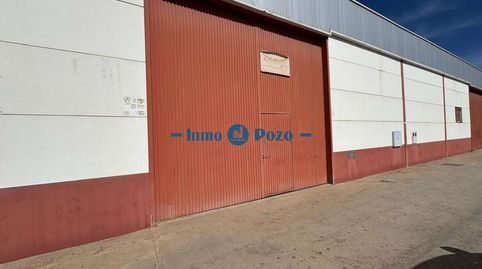 OCASION NAVE A LA VENTA EN CRA.DE BADAJOZ CON 200 METROS