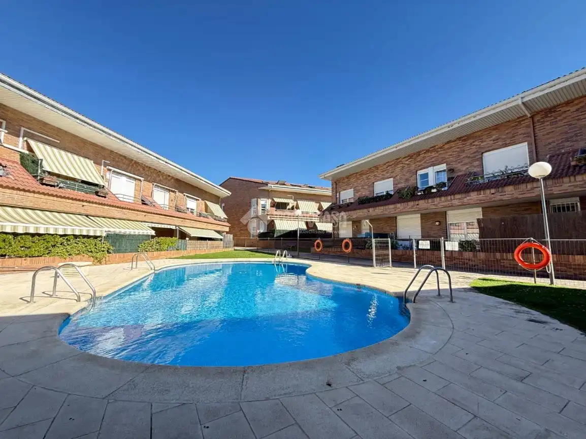 Detached homes for sale in Colmenarejo