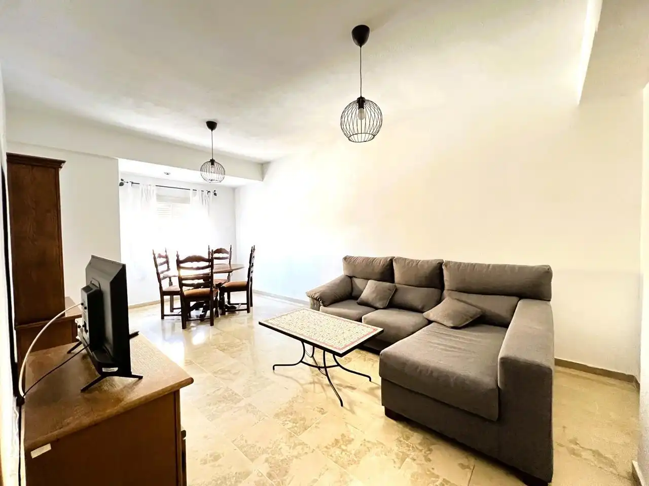 Sala d'estar de Pis de lloguer en Granada amb Terrassa, Moblat i Balcó