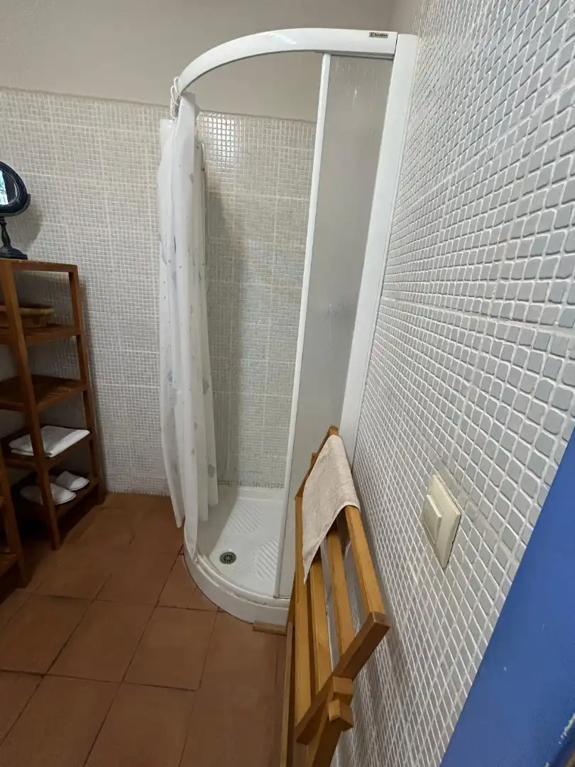 Baño de Piso en venta en Valencia con Aire acondicionado, Amueblado y Balcón