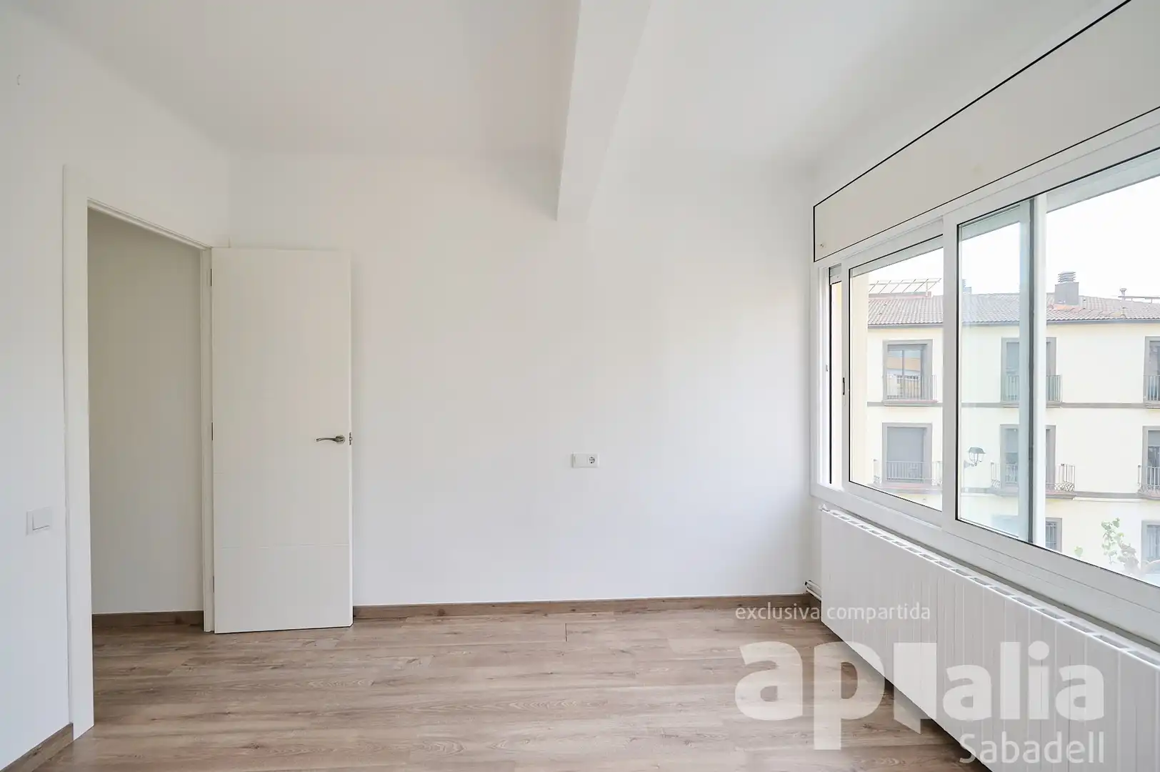 Schlafzimmer von Einfamilien-Reihenhaus zum Verkauf in Sentmenat mit Heizung, Parkett und Terrasse