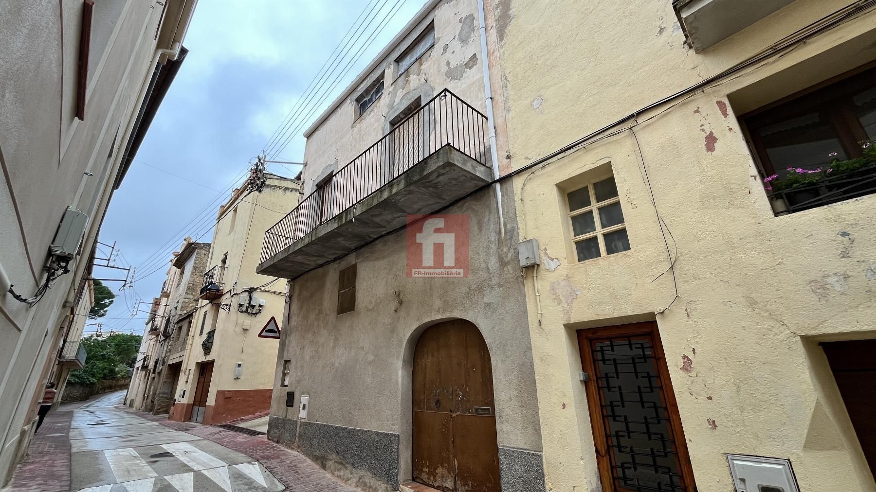 Vista exterior de Casa o xalet en venda en Figuerola del Camp amb Terrassa