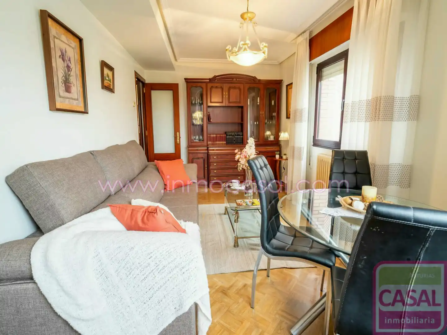 Sala de estar de Piso en venta en Castrillón con Calefacción, Terraza y Amueblado