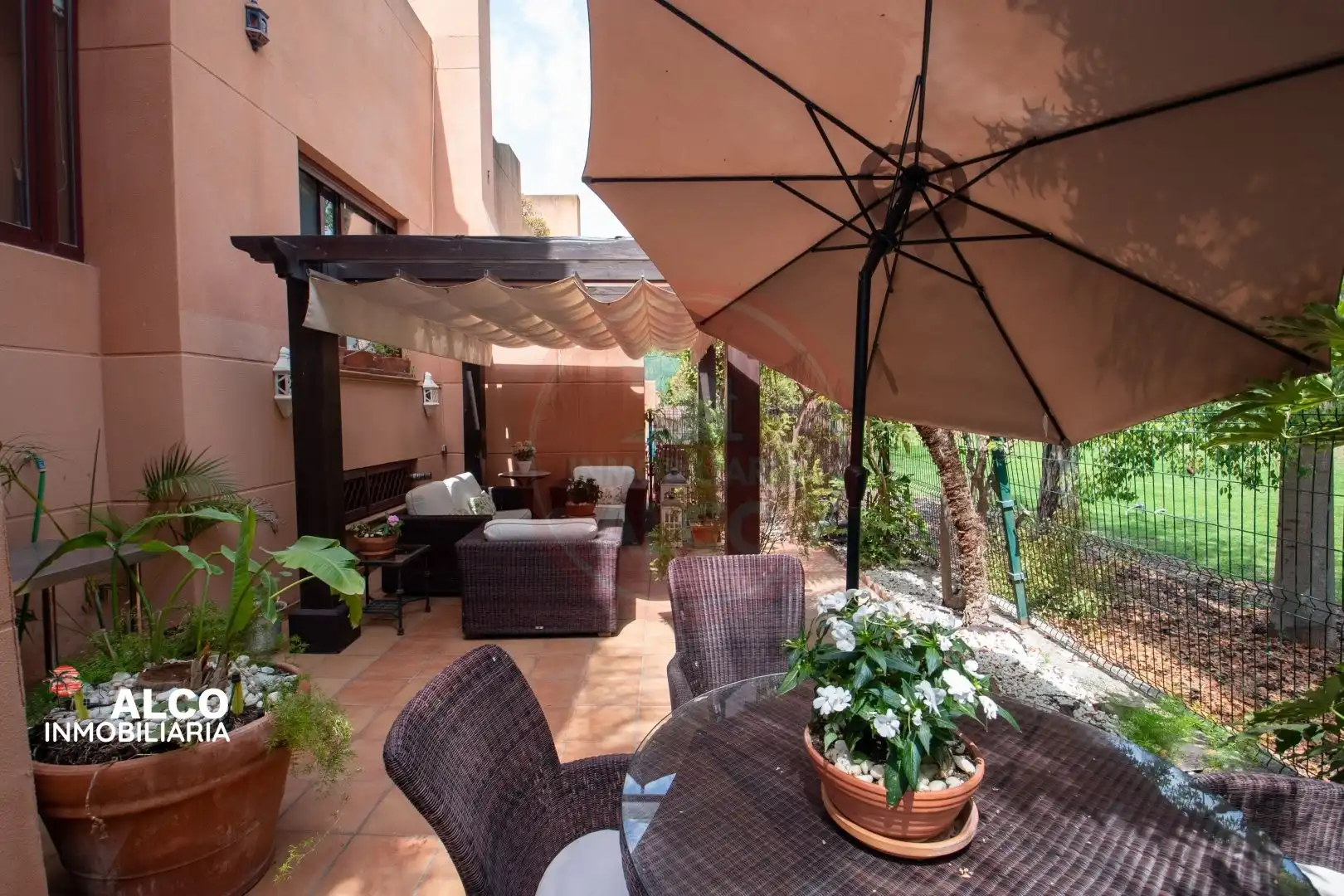 Casa bifamiliare con piscina in vendita a RECTOR JUAN DE DIOS LOPEZ 52, imagen 6